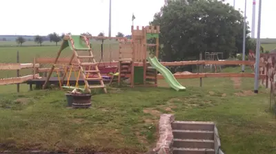 Ein Kinderspielbereich in der Unterkunft Sinnes Wandel Hof Serka
