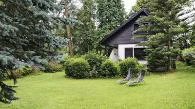 Ein Garten an der Unterkunft Ferienhaus Drebach