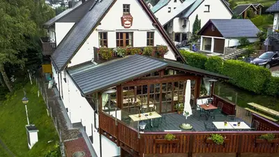 Das Gebäude in dem sich das Hotel befindet