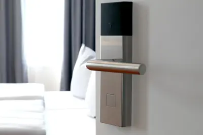 Ein Bett oder Betten in einem Zimmer der Unterkunft Hotel Sächsischer Hof