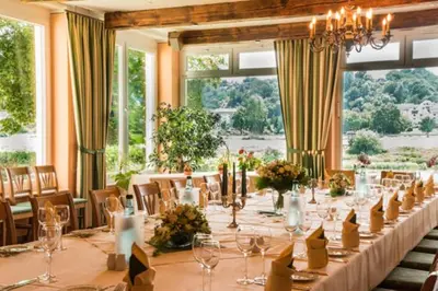Ein Garten an der Unterkunft Hotel Knorre