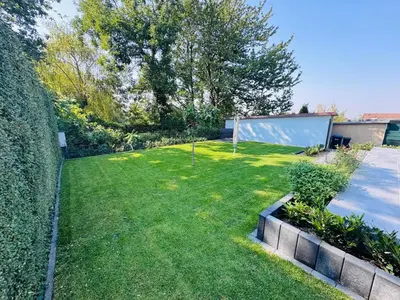 Ein Garten an der Unterkunft Ferienhaus Lars