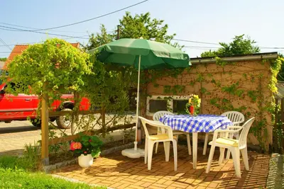 Ein Garten an der Unterkunft Günstiges Doppelzimmer Sächsische Schweiz