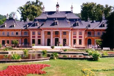 Ein Garten an der Unterkunft Hotel Mühlenhof