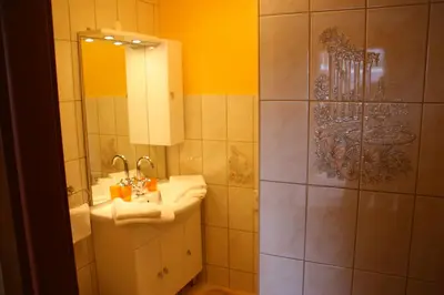 Ein Badezimmer in der Unterkunft Haus Tadeus