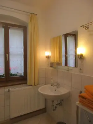 Ein Badezimmer in der Unterkunft Ferienwohnung Lilienstein