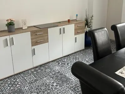 Küche/Küchenzeile in der Unterkunft Ferienwohnung am Theaterplatz