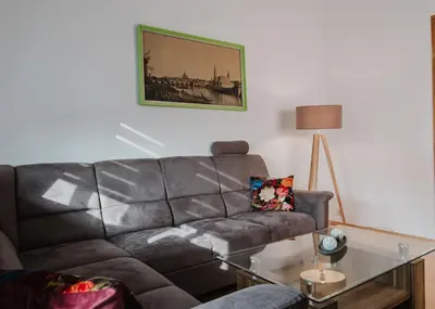 Ein Sitzbereich in der Unterkunft Apartmenthaus Sternstraße 6