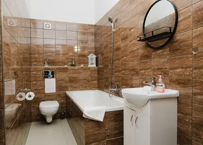 Ein Badezimmer in der Unterkunft Apartmenthaus Sternstraße 6