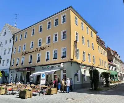 Das Gebäude in dem sich das Hotel befindet