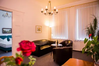 Ein Sitzbereich in der Unterkunft Apartmenthaus Stadt Metz