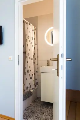 Ein Badezimmer in der Unterkunft Pension an der Pillnitzer Schlossfähre