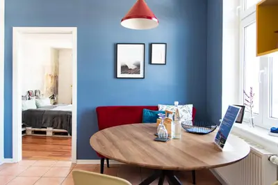 Ein Bett oder Betten in einem Zimmer der Unterkunft Industriecharme Apartment - Nespresso, Netflix, WIFI, Zentral, Messe
