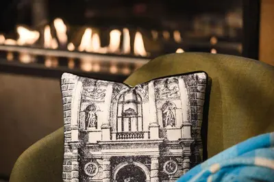 Ein Sitzbereich in der Unterkunft Moxy Dresden Neustadt