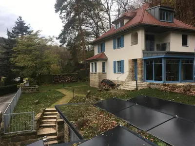 Das Gebäude in dem sich die Ferienwohnung befindet