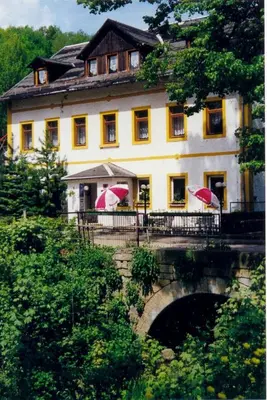 Das Gebäude in dem sich die Pension befindet