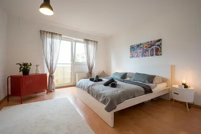 Ein Bett oder Betten in einem Zimmer der Unterkunft Große Louise in der Neustadt für Familien & Kinder