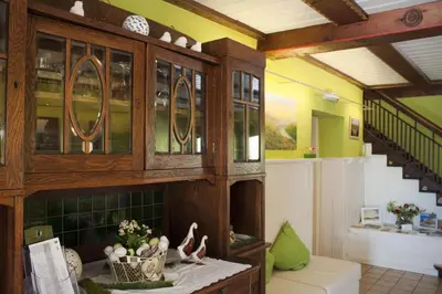 Ein Sitzbereich in der Unterkunft Hotel Berghof Lichtenhain