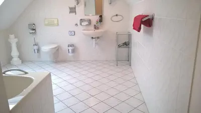 Ein Badezimmer in der Unterkunft Pension Zschirnsteinbaude