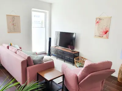 TV/Unterhaltungsangebot in der Unterkunft PB Ferienwohnungen - FeWo 7 - Stilvoll eingerichtetes Apartment im Herzen Senftenbergs