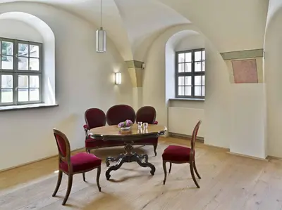 Ein Sitzbereich in der Unterkunft Barockschloss Rammenau