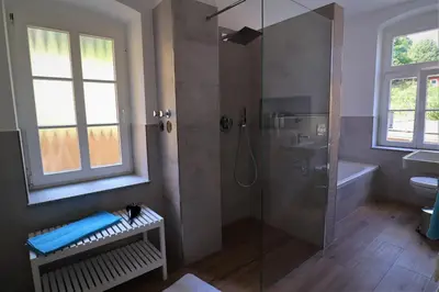 Ein Badezimmer in der Unterkunft Ferienwohnung zum Bielatal