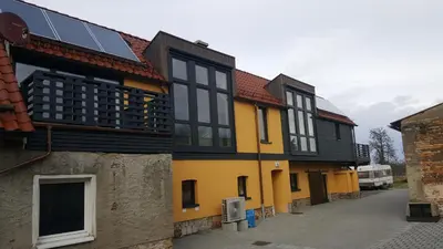 Das Gebäude in dem sich die Ferienwohnung befindet