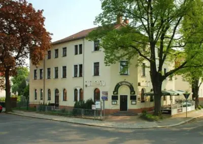 Das Gebäude in dem sich die Pension befindet