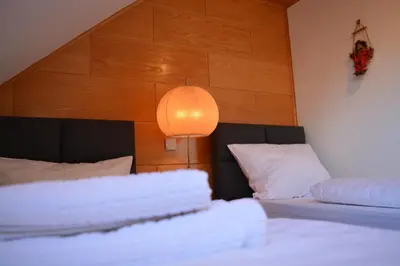 Ein Bett oder Betten in einem Zimmer der Unterkunft Ferienwohnung Eppendorf