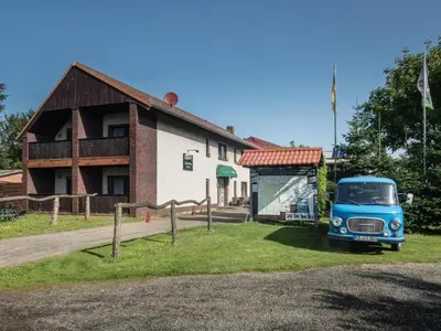 Das Gebäude in dem sich das Gasthaus befindet