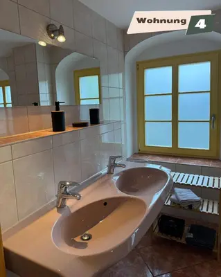 Ein Badezimmer in der Unterkunft Ferienwohnung Zum Böhmischen Bürgergarten