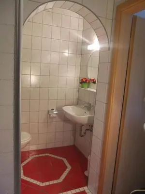 Ein Badezimmer in der Unterkunft Zur Edlen Krone