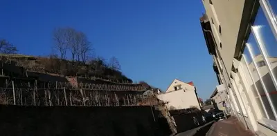 Das Gebäude in dem sich die Ferienwohnung befindet