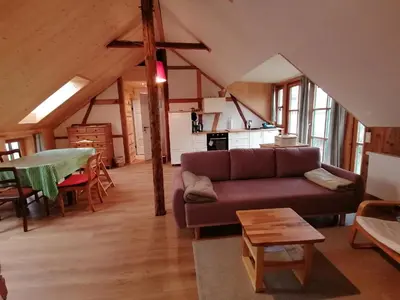 Ein Sitzbereich in der Unterkunft Ferienwohnung Villa Claudia
