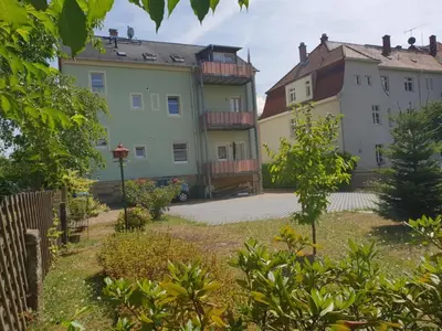 Das Gebäude in dem sich die Ferienwohnung befindet