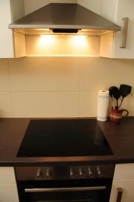 Küche/Küchenzeile in der Unterkunft Wunderschöne Wohnung in sanierter Villa! incl WIFI