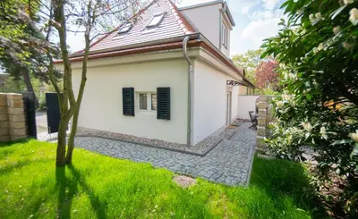 Das Gebäude in dem sich die Ferienwohnung befindet