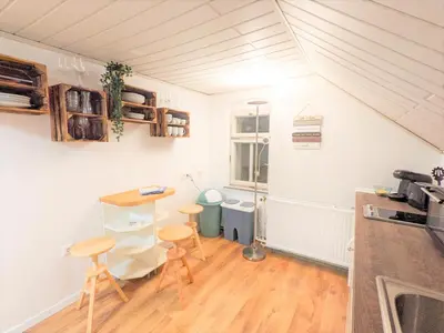 Küche/Küchenzeile in der Unterkunft H6 -Urlaubsmagie- Wohnung für 3 mit Pool & Terrasse