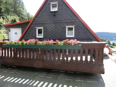 Das Gebäude in dem sich die Ferienwohnung befindet