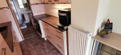 Küche/Küchenzeile in der Unterkunft Ferienwohnung Dresden Trachenberge