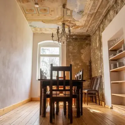 Zeitreise: Wohnen im Herrenhaus genau zw. L u. DD