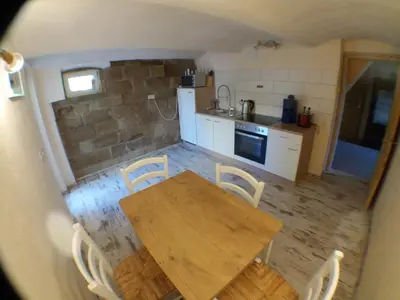 Küche/Küchenzeile in der Unterkunft FeWo Dorn EG Haus Sandsteinliebe