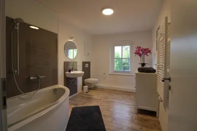 Ein Badezimmer in der Unterkunft Ferienwohnung in herrlicher Teichlandschaft