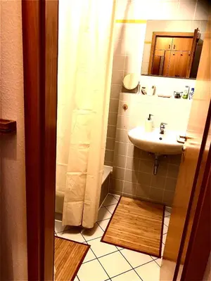 Ein Badezimmer in der Unterkunft Das kleine Liesl in der Neustadt