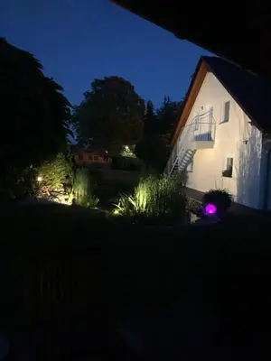 Ein Garten an der Unterkunft Sprem06