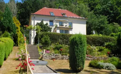 Ein Garten an der Unterkunft Ferienhaus Sonnenschein
