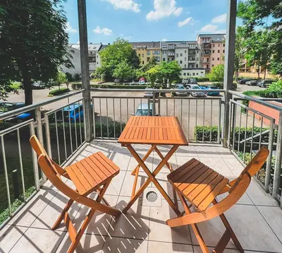 Ein Balkon oder eine Terrasse in der Unterkunft Zentrum, 2R, Balkon, WiFi, 4P, modern, ruhig