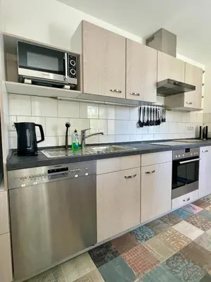 Küche/Küchenzeile in der Unterkunft außergewöhnliches Apartment - nur 15 min bis Dresden