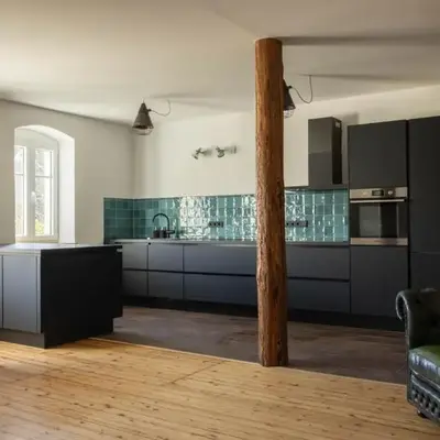 Designwohnung auf Gutshof mit Sauna zw. L/DD