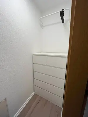 Grundriss der Unterkunft Neue 45 QM Eigentumswohnung, Balkon, Tiefgarage